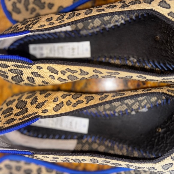 Rothy's Leopard Print Flats with Blue Trim Sz 9.5 - Picture 5 of 6